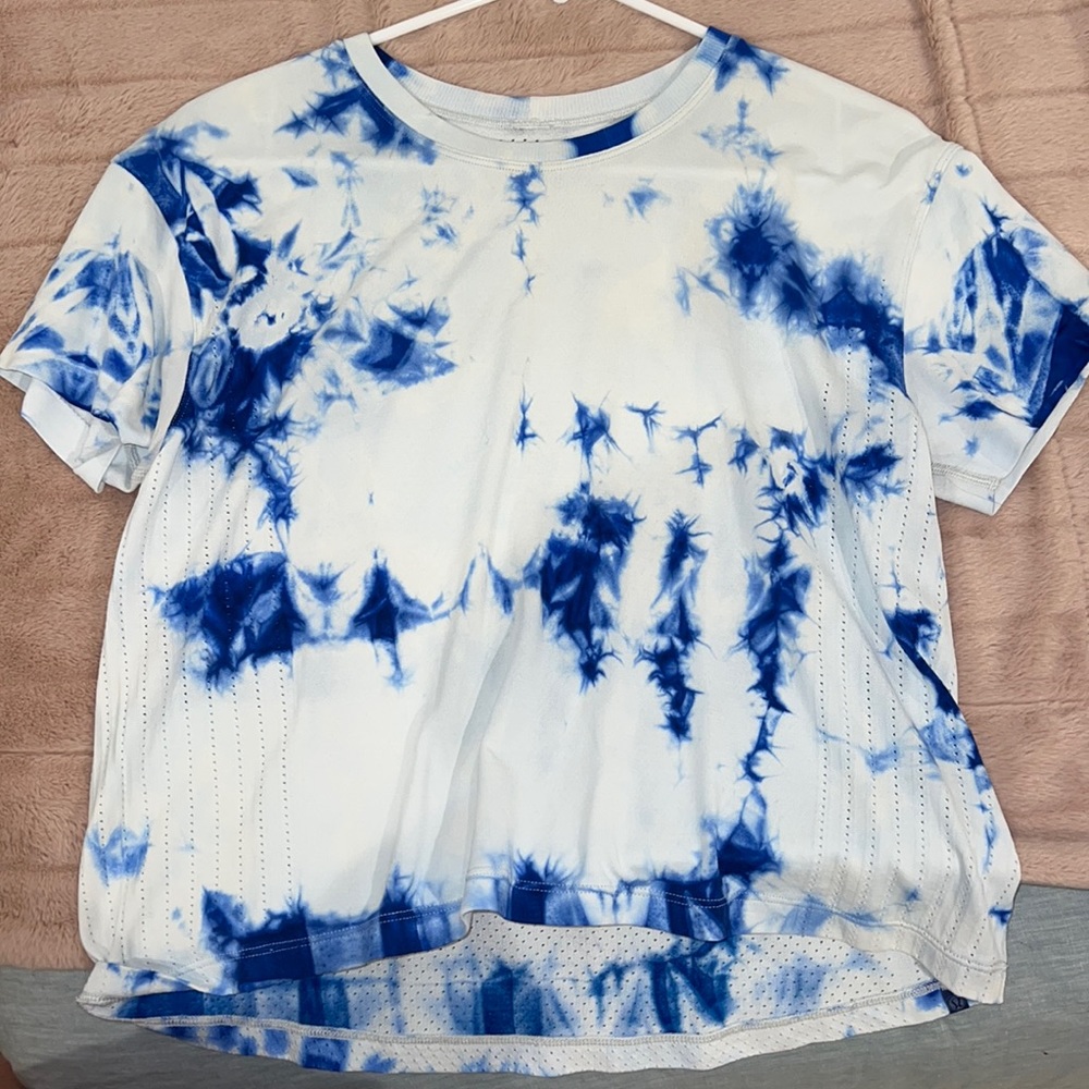 Lululemon tie dye short sleeve top